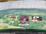 Un aspect de la table d'orientation illustrée qui se trouve au sommet du Moyemont